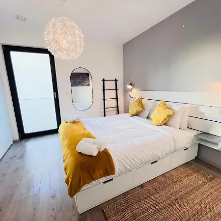 Lovely 1 Bedroom W Balcony&parking-bon10 * Luxembourg By