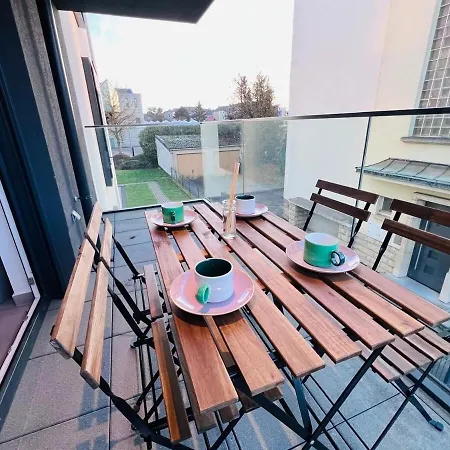 Lovely 1 Bedroom W Balcony&parking-bon10 *