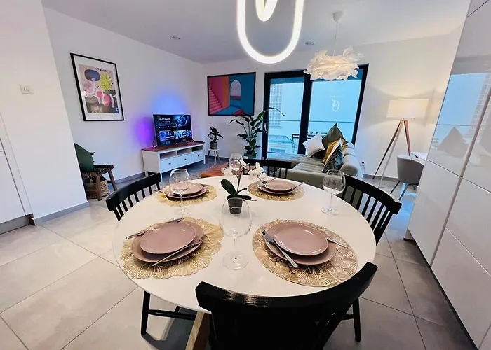 Appartement Lovely 1 Bedroom W Balcony&parking-bon10